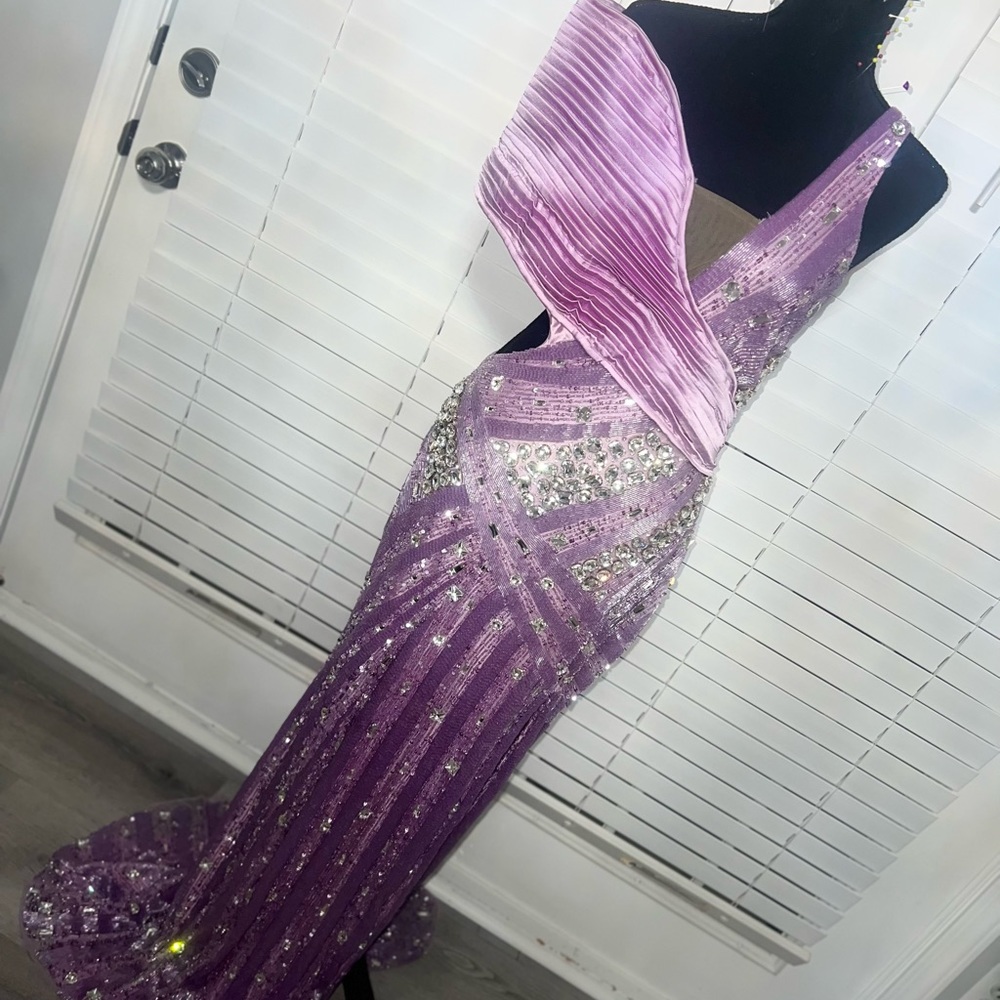 New High End Evening Dress